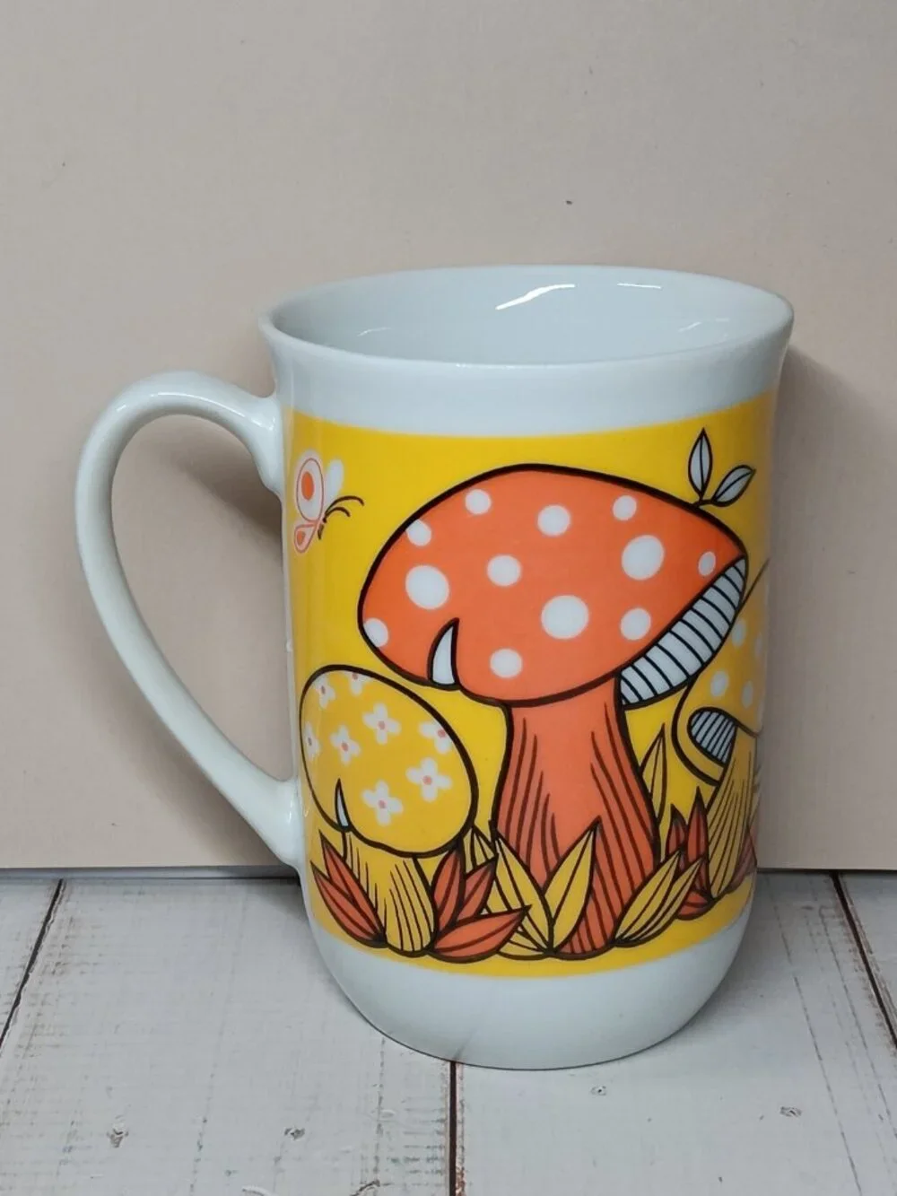 VTG Goodwood Mushrooms Mug 1970s Kitsch Bright Orange Yellow Cup CottageCore
